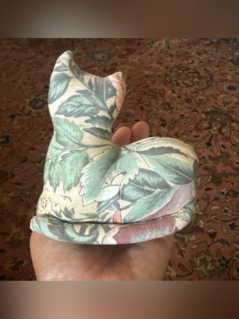 Vintage Floral Patterned Cat Plush Pin Cushion
